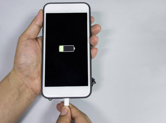 Telefon Pil Ömrünü Uzatma Rehberi: iPhone ve Android Cihazlarda Batarya Sağlığını Korumak İçin Yapılması Gerekenler