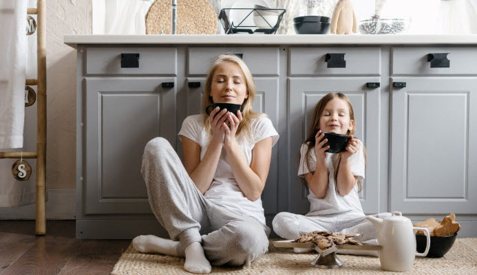 Yavaş Yaşam (Slow Living) Sanatı: Hız Çağında Anı Yakalamanın ve Tükenmişlikten Korunmanın Yolları