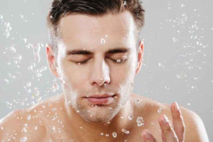 Erkekler İçin Cilt Bakımı Rehberi: Yeni Başlayanlar Nereden Başlamalı?