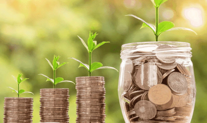 Tasarruf Yapmak mı yoksa Yatırım Yapmak mı? Küçük Birikimlerle Büyük Hatalardan Kaçınma Rehberi