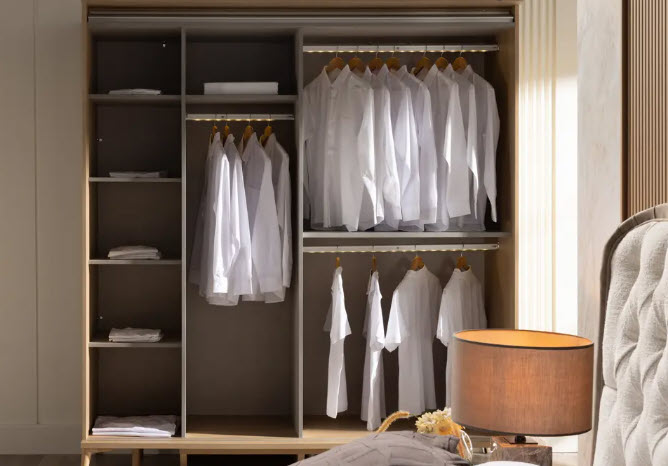 Gardırop Detoksu: Dolabını Sadeleştir, Stilini Güçlendir